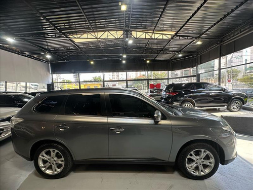 Mitsubishi Outlander 3.0 gt 4x4 v6 24v Gasolina 4p Automatico