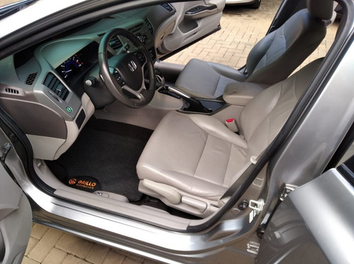 Imagem 11 de 12 de Honda Civic 2.0 16v 4p Flex Lxr Automático
