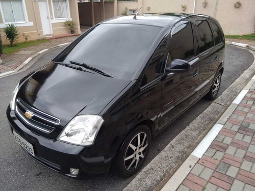 Meriva Premium 1.8 Easytronic Flex Preto