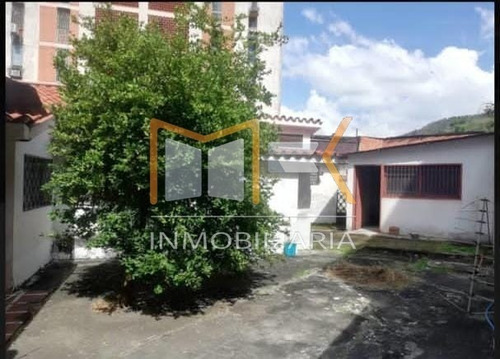 Imagen 2 de 13 de Mk Inmobiliaria Vende En La Urb. Los Caobos Av. Casanova Godoy / 04126968207