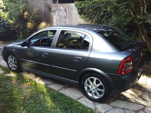 Chevrolet Astra 2.0 Gls 2010