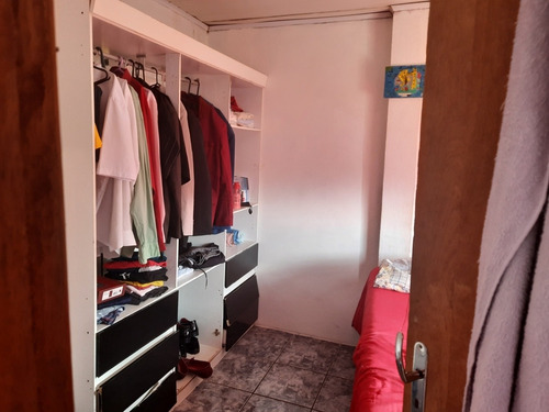 Imagem 4 de 14 de Casa De 4 Quartos E 2 Banheiros