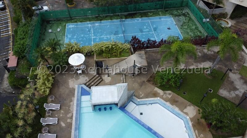 Impactante Penthouse En Venta. Los Naranjos Del Cafetal 