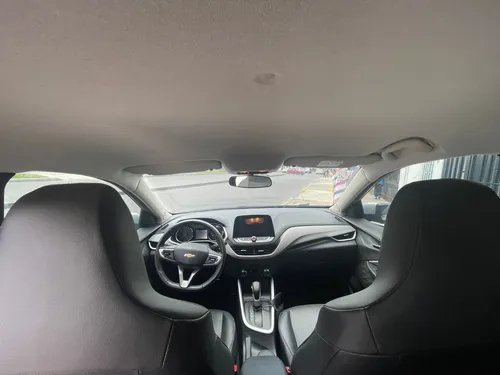 Chevrolet Onix 1.0T Premier Sedan At