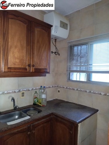 Imagen 8 de 21 de Bella Italia - Apto. Venta 1ro. X Escalera 2 Dorm. Baño Cocina Tza. Cerrada Living/comedor