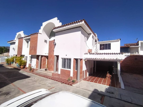 Imagen 2 de 19 de Casa - Quinta En Trigal Norte, Valencia. Negociable