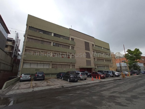 Edificio En Venta Urb. Boleíta Norte Calle Urb Industrial Albores Leoncio, Caracas