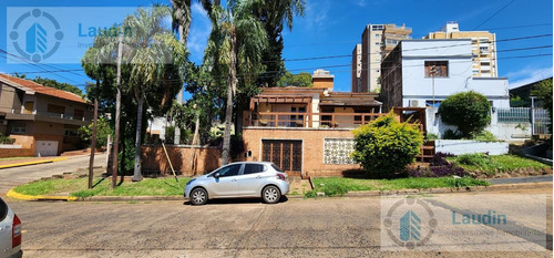 Se Vende Amplio Terreno Con Casa A Reciclar - Villa Sarita