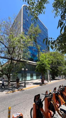 Oficinas 310m2 4b/4e/3bodegas A Pasos Metro P. Valdivia