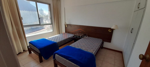 Apartamento En Venta Y Alquiler Anual De 1 Dormitorio Con Cochera En Peninsula - Punta Del Este- Ref: 26811