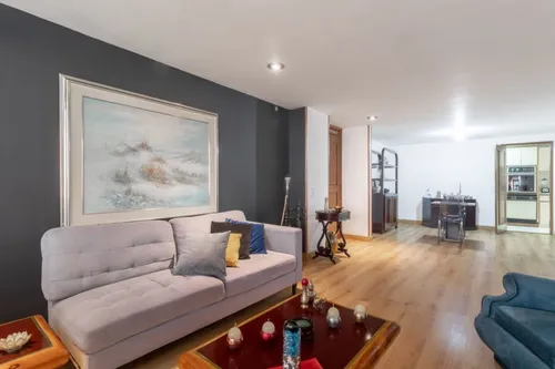 Apartamento En Venta En El Chicó. Cod V13117