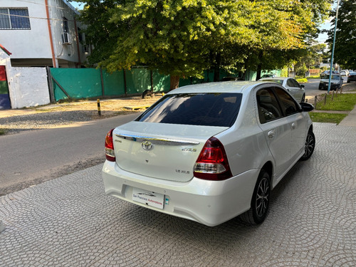 Toyota Etios 1.5 Sedan Xls At