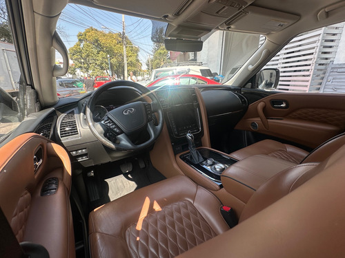 Infiniti QX80 5.6l Perfection 8 Pasajeros At