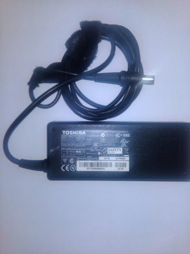 Imagen 2 de 2 de Cargador Toshiba Pa3283u-5aca 15vdc, Adaptador De Ca