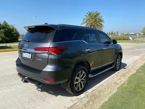 Toyota Sw4 2.8 Srx 177cv 4x4 7as At 2018