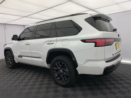 Toyota Sequoia 4aw