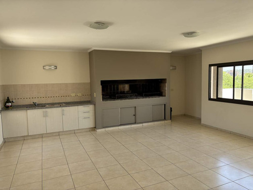Departamento 1 Dormitorio Con Cochera Céntrico Apto Credito Villa Carlos Paz