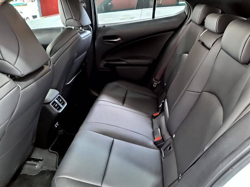 Lexus Ux 250h 2.0 Vvt-i Hybrid F-sport Cvt