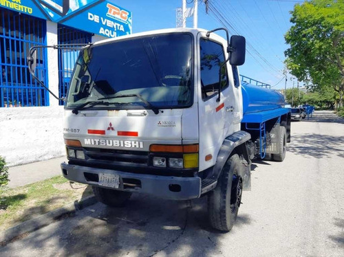 Imagen 2 de 10 de Mitsubishi Fm-657 2008 4x2 Sincrónico