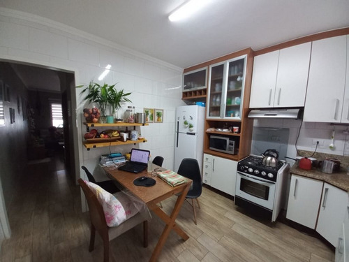 Imagem 22 de 30 de Sobrado + Edícula Total 03 Quartos, 02 Salas, 02 Cozinhas, Espaço Gourmet, 02 Vagas Cobertas À Venda, 169 M² - Vila Camilópolis - Santo André/sp - So0470