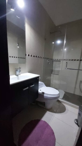 Imagen 10 de 12 de Town House En Mañongo, Res. Buenaventure Home. Cod:rs:232