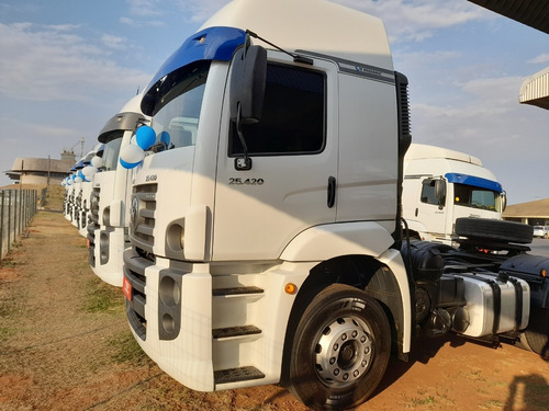 Imagem 2 de 12 de Vw 25420 2019 Black Friday - Tanque Cheio