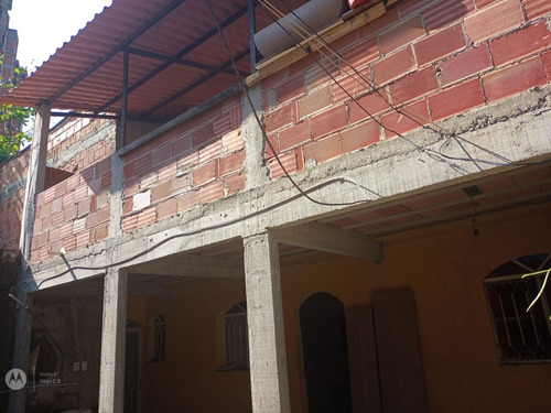 Casa À Venda No Galo Branco