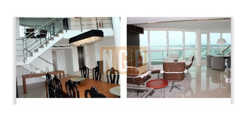 Apartamento En Mansa, 4 Dormitorios -ref:14294