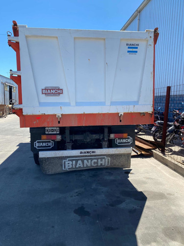Mercedes-benz Lk2325 6x4