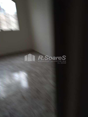 Imagem 11 de 15 de Boa Casa Frente De Rua Com 2 Quartos - Vvca20168