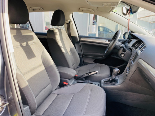 Volkswagen Golf Comfortline 2017 1400cc