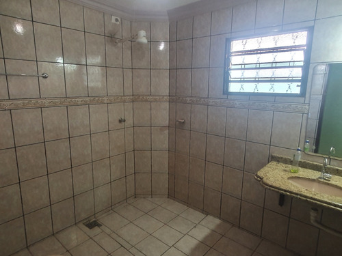 Casa De 3 Quartos Sendo 1 Suíte Na Vila Góis