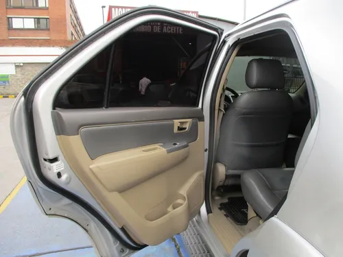 Toyota Fortuner Sr5 4x2 2700cc At Aa