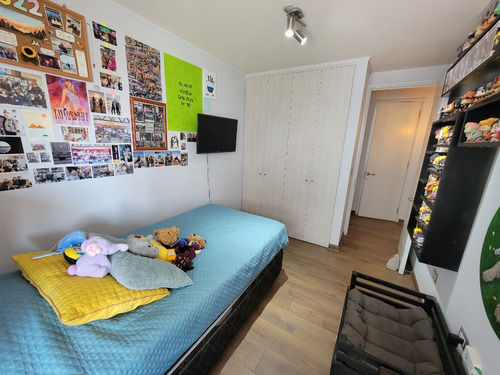 Depto Semi Amoblado En Arriendo 3d/3b/e/b Cerca U.catolica