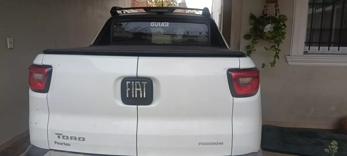Fiat Toro 1.8 Freedom