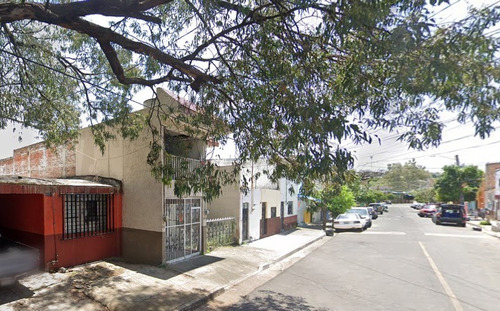 Casa Amplia Con Excelente Ubicación En Hacienda La Aurora, Balcones De Oblatos, Guadalajara Jal. Arf