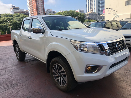 Imagen 2 de 8 de Nissan Frontier Cd Xe 2.3 D 4x4 Mt