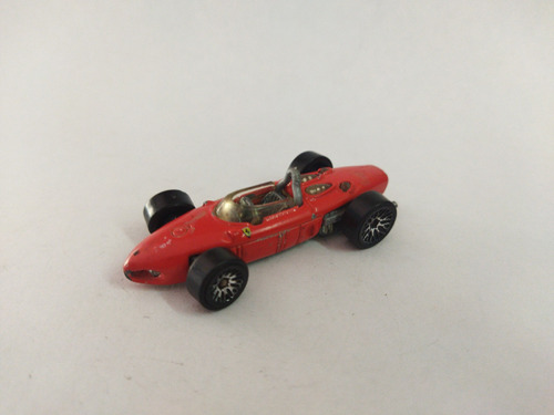 Hot Wheels Ferrari 156 Rojo Racing Carrera 200