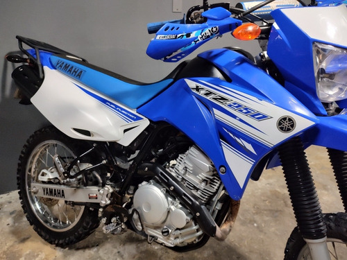 Imagen 4 de 15 de Yamaha Xtz 250 // 2018 // Titular // Tomo Moto