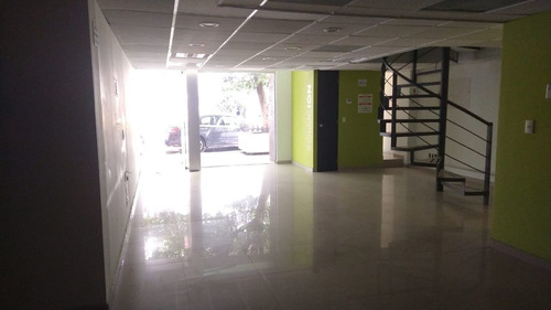 Excelente Local Comercial  177 M2 A Una Cuadra De Reforma