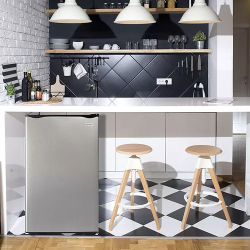 Refrigerador Mini Frigobar Frigidaire 3.2 Pies Compacto Gris