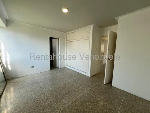 Apartamento Chuao 25-18725 R.e