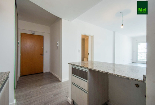 Amplio Monoambiente | Beiro 3461