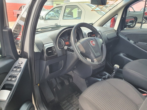 Imagem 10 de 15 de Fiat Idea 2014 1.6 16v Essence Flex 5p