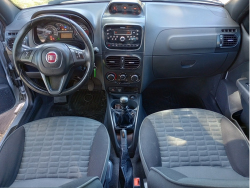 Imagen 16 de 22 de Fiat Strada 1.6 Adventure Cd Pack Top Locker 2018