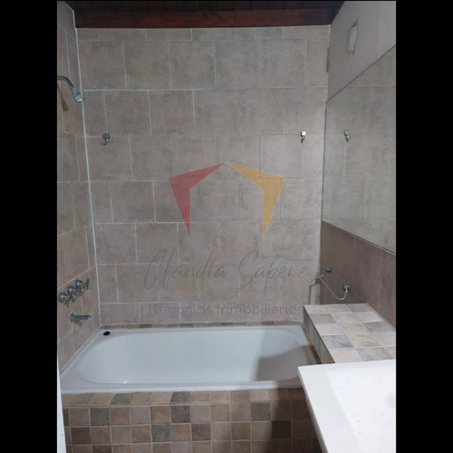 Venta Duplex Dos Dormitorios, Quincho, Parrilla, Jardin, Cochera. Pilar
