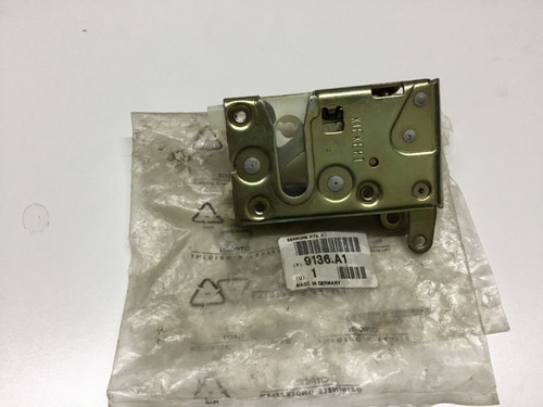 Cerradura Delantera De Puerta Derecha Peugeot 205 Orig.