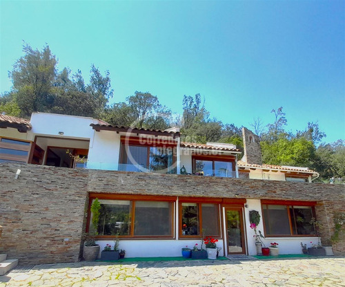 Linda Casa En Venta De 5 D En Cond. Refugios Del Arrayán