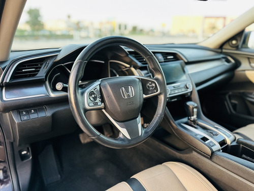 Honda Civic TOURING TURBO