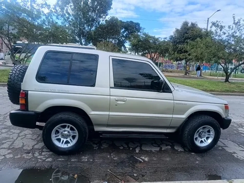 Mitsubishi Montero Mt 2400cc Aa 4x4